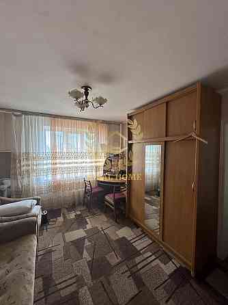 Продаж 2 кімнат, блочний гуртожиток, Виноградар Kiev