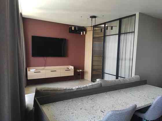 Оренда Квартира 1-кімнатна, 20/25 поверх на ул. Заречная Київ