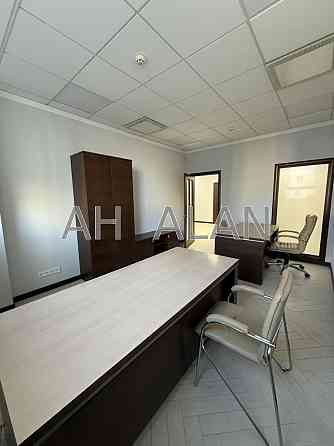 Продаж Будинок 4-кімнатний на Руставелі Шота вул., 44 Kiev