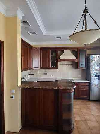 Продаж Квартира 3-кімнатна, 14/18 поверх на Сєченова вул., д. 7а Kiev