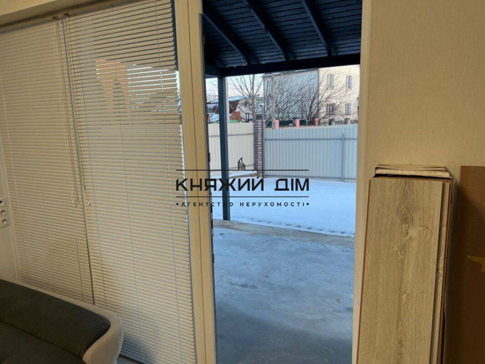 Первая сдача! Аренда отличного 2-х этажного дома в с. Гатное. № 139293  - фото 8