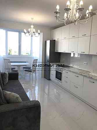 Оренда Квартира 2-кімнатна, 9/25 поверх на Белорусская ул. Kiev