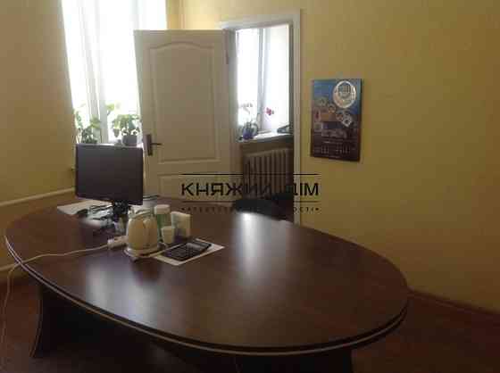 Оренда офісне приміщення на Симона Петлюры ул. поверх - 3/3 Київ