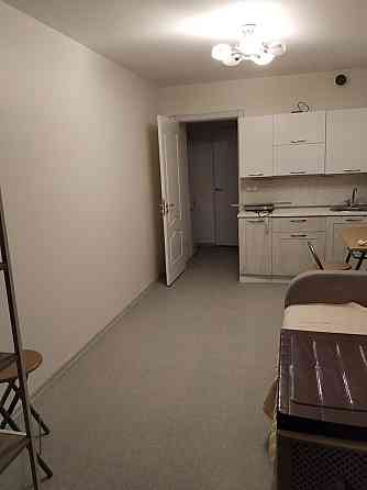 Оренда Квартира 1-кімнатна, 10/11 поверх на вул. Анни Ахматової, 7 Kiev