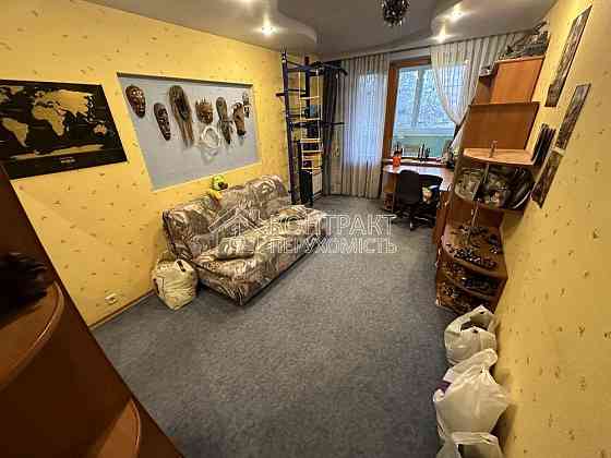 Продаж Квартира 3-кімнатна, 3/9 поверх на вул. Поздовжня Kharkiv