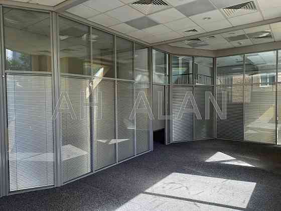 Оренда Будинок 3-кімнатний на Шовковична вул., 42/44 Kiev