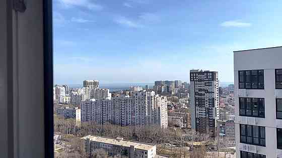 Продаж Квартира 3-кімнатна на ул. Ивана Франко, 40 Одесса