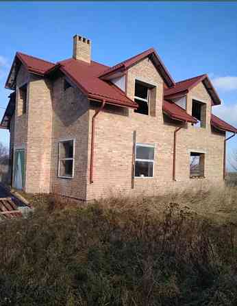 Продаж Будинок 4-кімнатний 