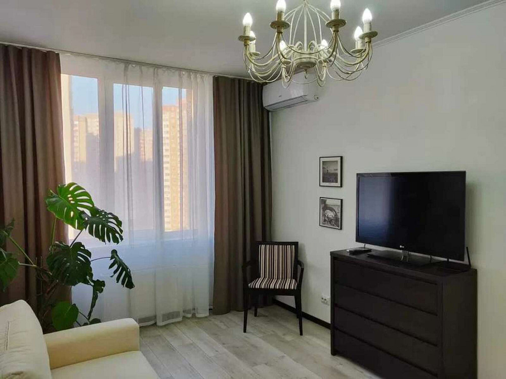 Оренда Квартира 1-кімнатна, 11/25 поверх на ул. Урловская Київ - фото 1