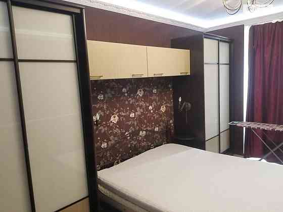 Оренда Квартира 2-кімнатна, 10/16 поверх на Анатолія Петрицького, 13 Київ