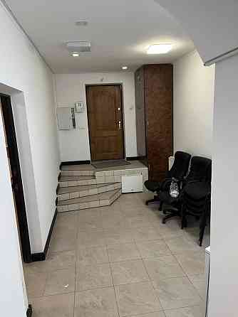 Оренда офісне приміщення на вул. Коцюбинського Михайла приміщень - 3, поверх - 1/4 Львов