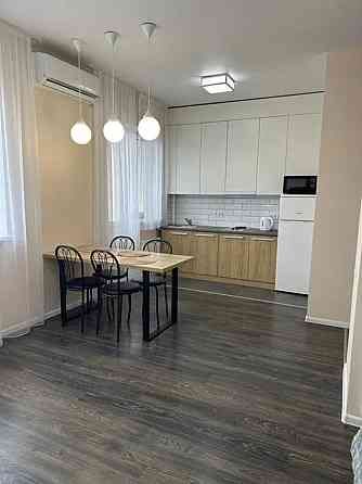 Оренда Квартира 1-кімнатна, 7/9 поверх на вул. Рея Бредбері, 5/15 Kiev