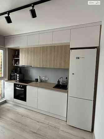 Продаж Квартира 2-кімнатна, 3/7 поверх на Стеценка вул., д. 75 Kiev