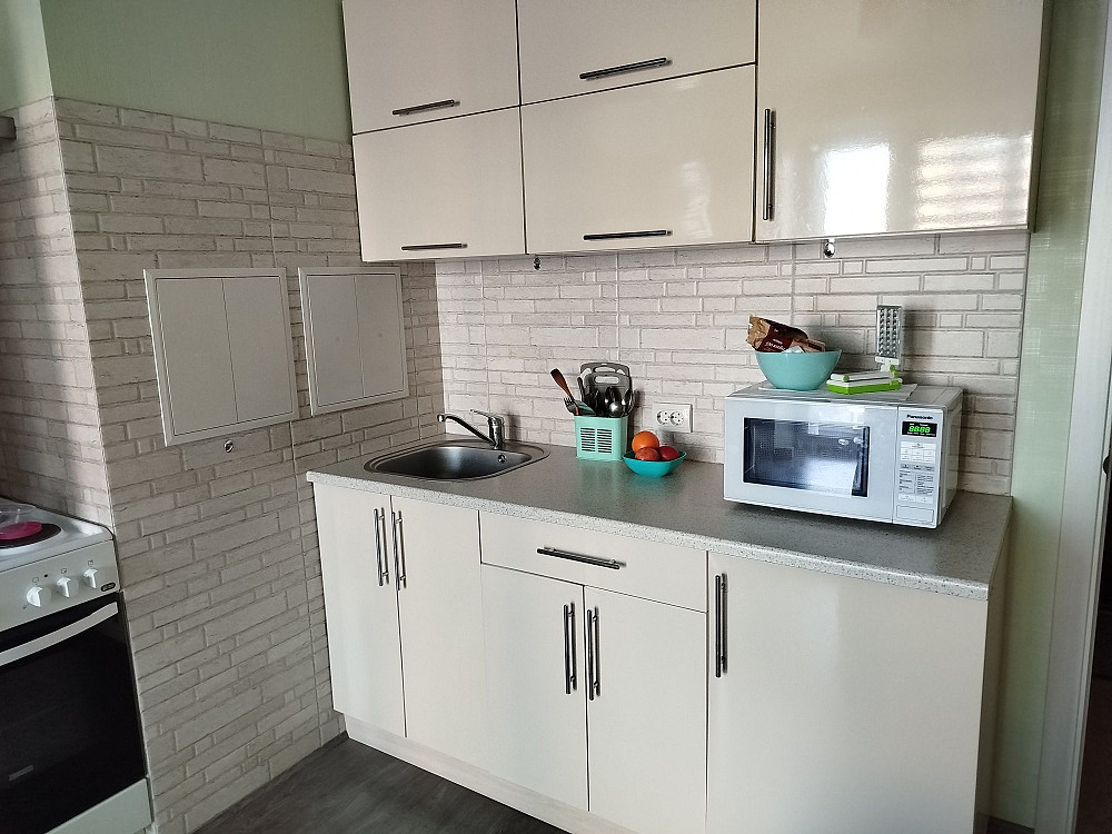 Продаж Квартира 2-кімнатна, 9/13 поверх на Комбінатна вул., д. 25 Київ - фото 1