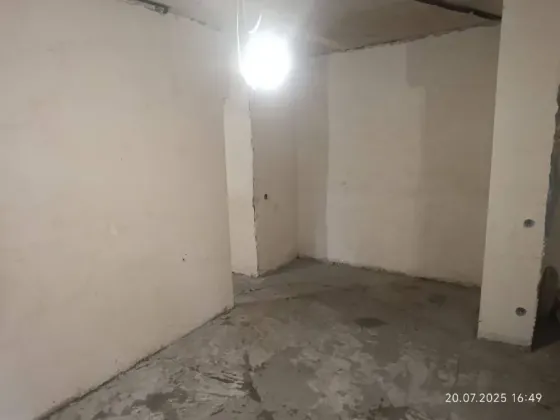 Продам 2 комнатную центр, Dnipro