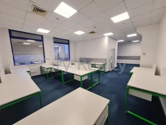 Здається Офісні приміщення площа 575 кв.м 3-й поверх Київ Лейпцизька 15А Київ