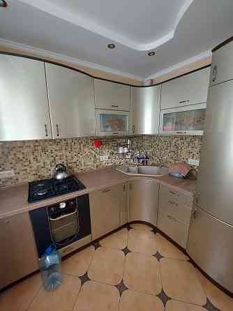 Продаж Квартира 3-кімнатна, 12/16 поверх на вул. Героев Труда Харьков