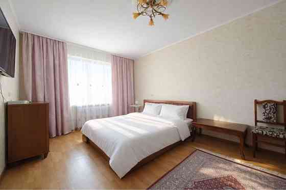 Продаж Квартира 3-кімнатна, 17/24 поверх на Олександри Екстер вул., д. 5 Киев