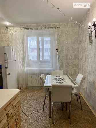 Оренда Квартира 2-кімнатна, 8/25 поверх на Здолбунівська, 3г Київ