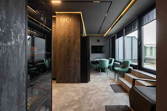 Продаж Квартира 3-кімнатна, 7/9 поверх на Набережно-Рибальська дорога вул., д. 3 Киев