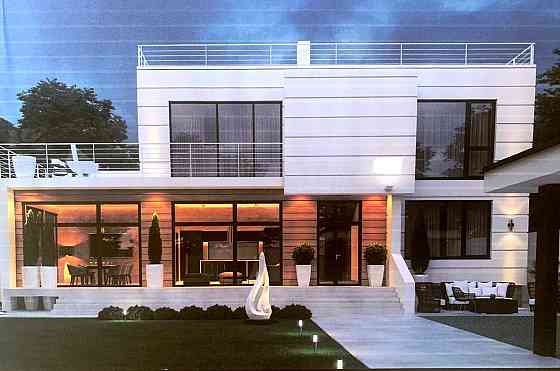 Продам два дома на  одном участке  в Одессе Одеса