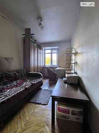 Продаж Квартира 3-кімнатна, 2/5 поверх на Івана Котляревського, 8 Київ