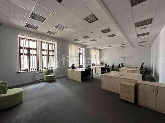 Оренда офісне приміщення на вул. Донця-Захаржевського поверх - 2 Харків