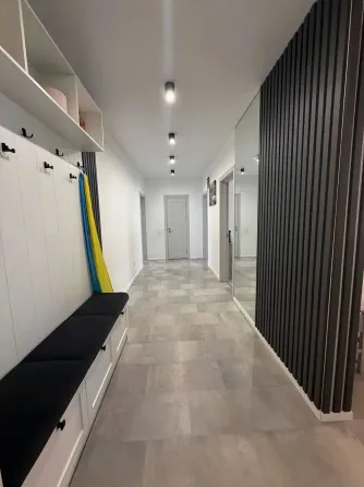 Продаж 3к Квартира 85.5 кв.м вулиця Українських Декабристів, 58 Івано-Франківськ