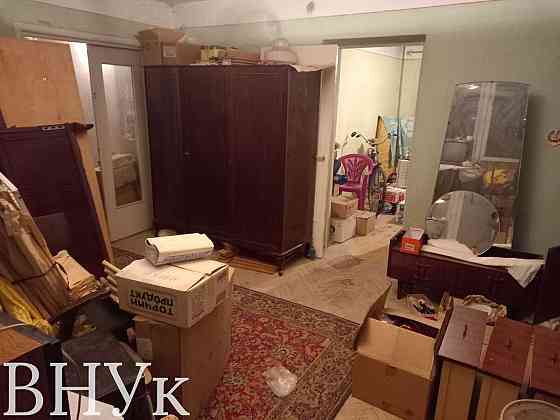 Продаж Квартира 3-кімнатна, 3/5 поверх на Відродження Луцьк