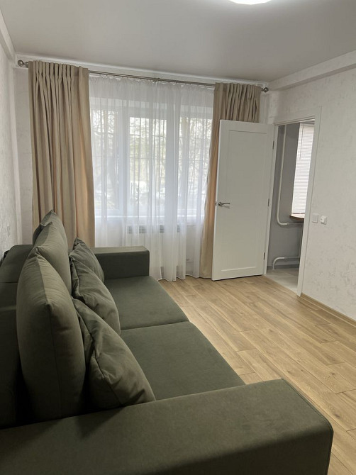 Продаж Квартира 3-кімнатна, 1/5 поверх на Парково-Сирецька вул., д. 10 Kiev - photo 1