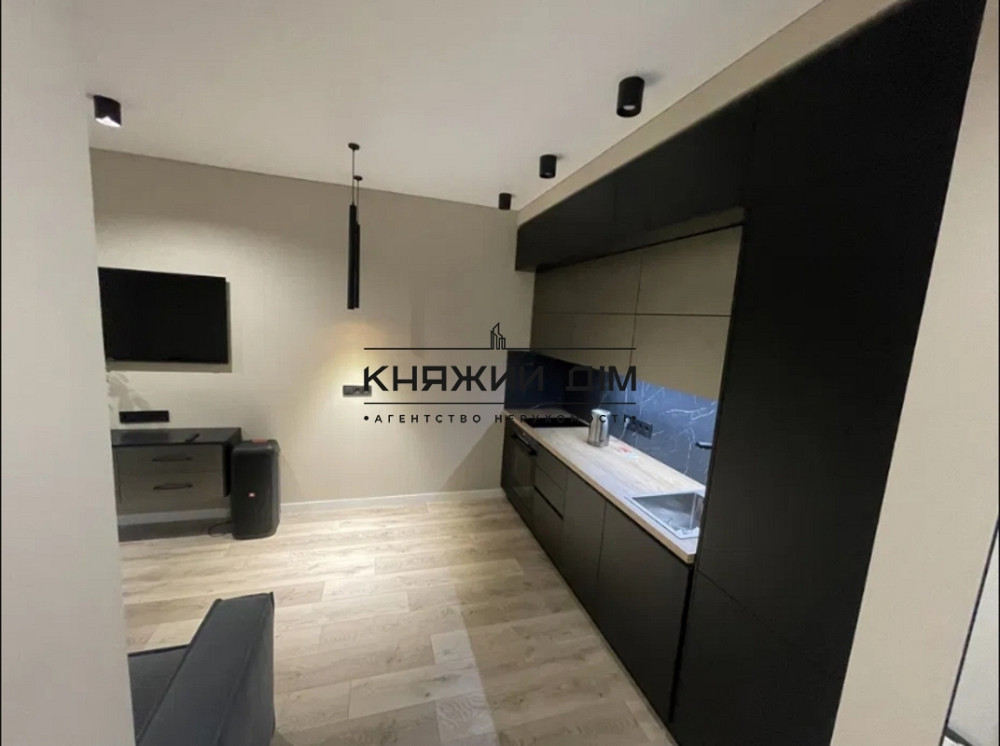 Продажа дизайнерской 2-х к.кв. студио в ЖК Славутич. № 21141502 Київ - фото 3