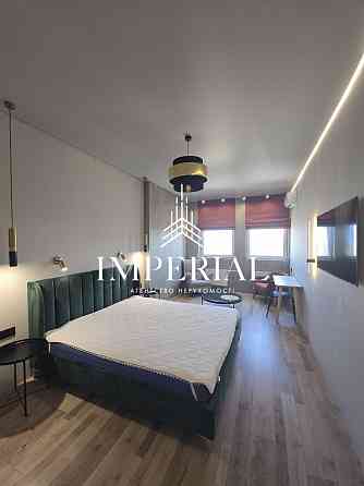 Продаж Квартира 1-кімнатна, 27/36 поверх на вул. Берестейський Київ