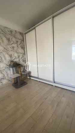 Продаж Квартира 2-кімнатна, 9/9 поверх на Ореста Левицького вул., д. 4 Киев