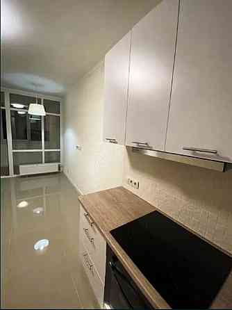 Продаж Квартира 1-кімнатна, 10/25 поверх на улица Сверстюка Евгения, д.6 Киев