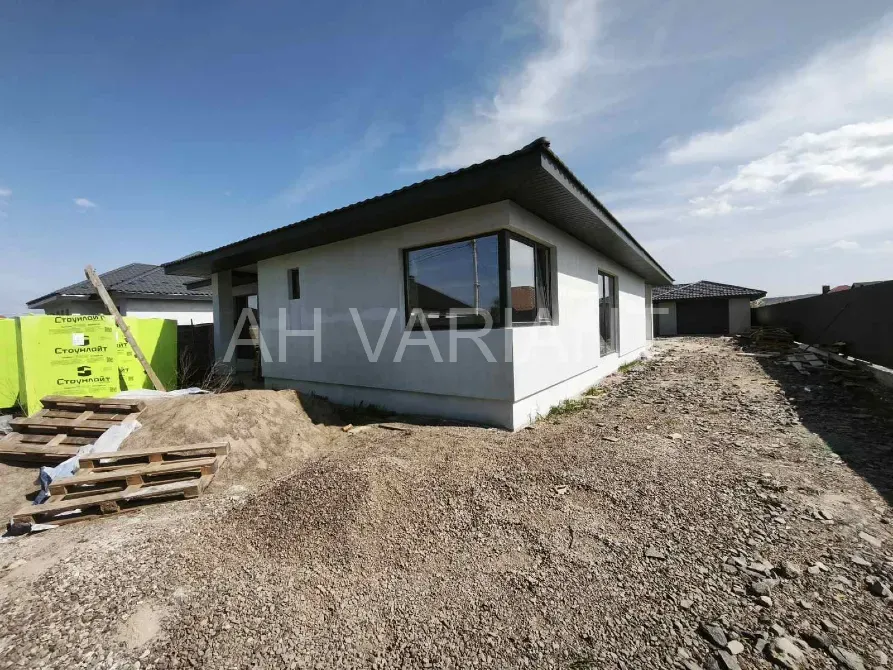 For sale 1-storey House with land 8 ares 150 sq.m 4 rooms at Чеська Uzhhorod - photo 4