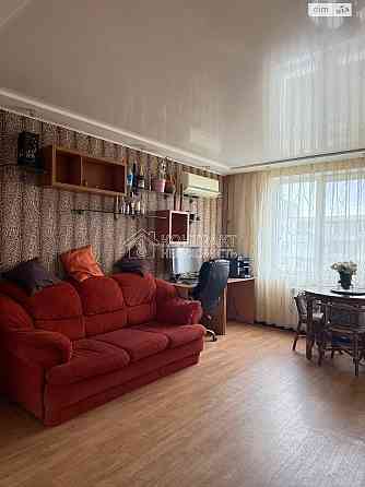 Продаж Квартира 3-кімнатна, 9/9 поверх на вул. Светлая Kharkiv