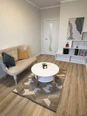 Продаж Квартира 2-кімнатна, 24/26 поверх на Володимира Івасюка вул., д. 1 Kiev