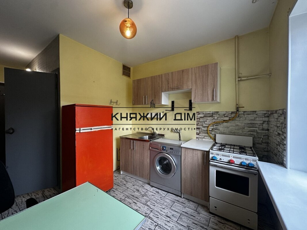 Оренда Квартира 1-кімнатна, 1/10 поверх на Тростянецкая ул. Kiev - photo 8