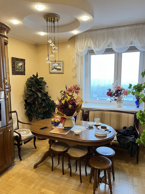 Продаж Квартира 2-кімнатна, 16/18 поверх на Котельникова Михайла вул., д. 31 Kiev - photo 1