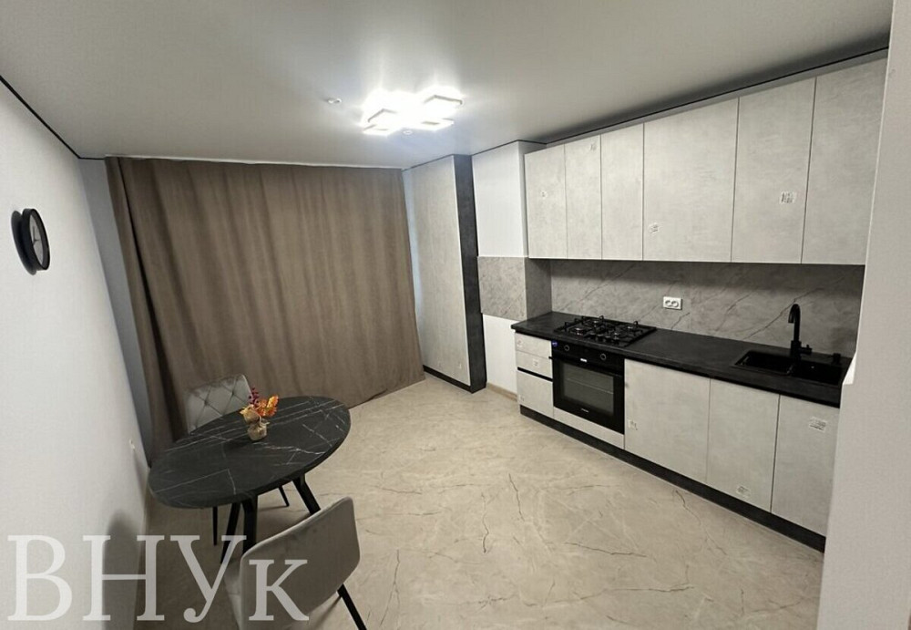 Продаж Квартира 2-кімнатна, 1/9 поверх на Яреми Ternopil' - photo 1