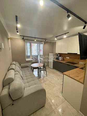 Продаж Квартира 2-кімнатна, 9/16 поверх на вул. Заливна Харків