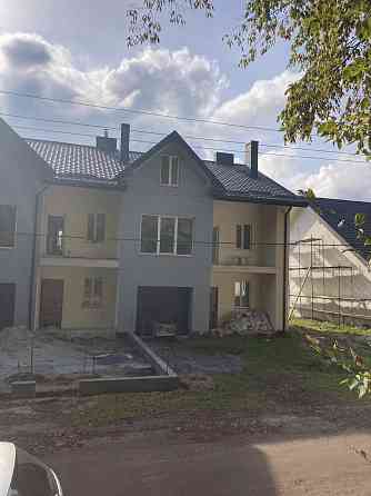 Продаж 2-поверховий  з ділянкою 4 сот 140 кв.м 3 кімн. на Героїв Небесної Сотні вул. Zymna Voda