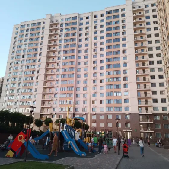 I will rent a cool 1-room apartment in residential complex 53 Zhemchuzhina on Tairova street Zhemchuzhnaya 8 Odessa