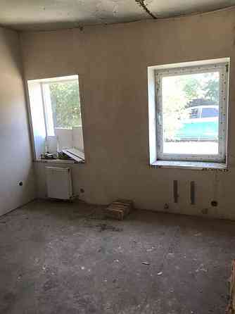 Продам пів будинка без ремонту. Кропивницький