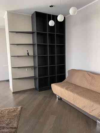 Оренда Квартира 2-кімнатна, 11/18 поверх на Литературная ул., 1а Одеса