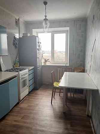 Продаж Квартира 3-кімнатна, 7/9 поверх на Каруны ул., 49 Дніпро