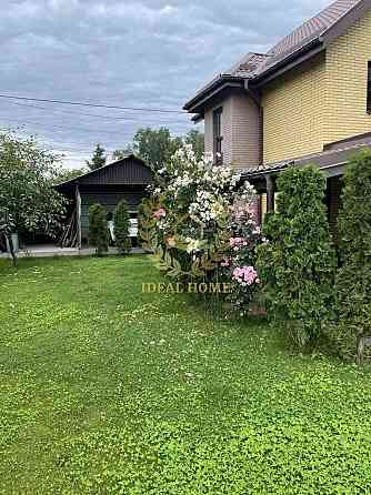 Продаж Будинок 6-кімнатний на Центральная ул. 