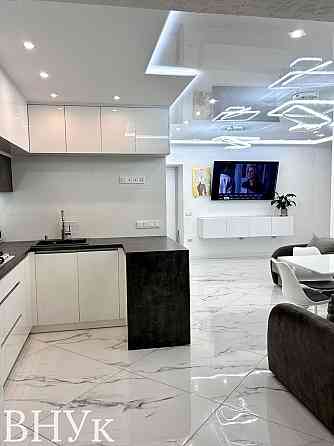 Продаж Квартира 4-кімнатна, 5/10 поверх на Квіткова Тернопіль