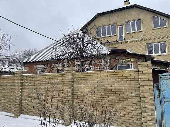 Продаж Будинок 8-кімнатний на вул. Турбогенераторна Харків