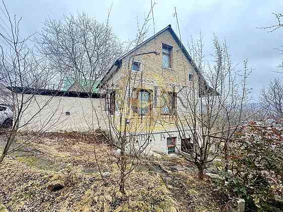 Продаж Будинок 4-кімнатний на Садовая ул. Kruhlyk